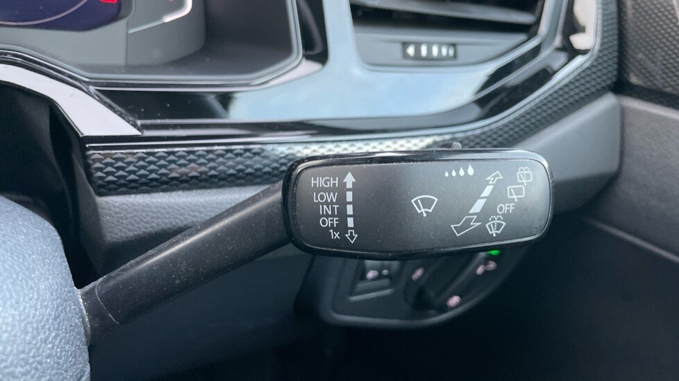 Used Volkswagen Polo 2022 for sale - 76745321: Photo 32