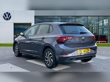 Used Volkswagen Polo 2022 for sale - 76745321: Photo