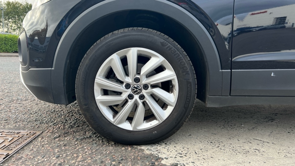 Used Volkswagen T-Cross 2023 for sale - 76311902: Photo 19