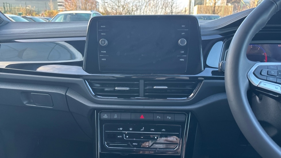 Used Volkswagen T-Roc 2025 for sale - 77036009: Photo 13