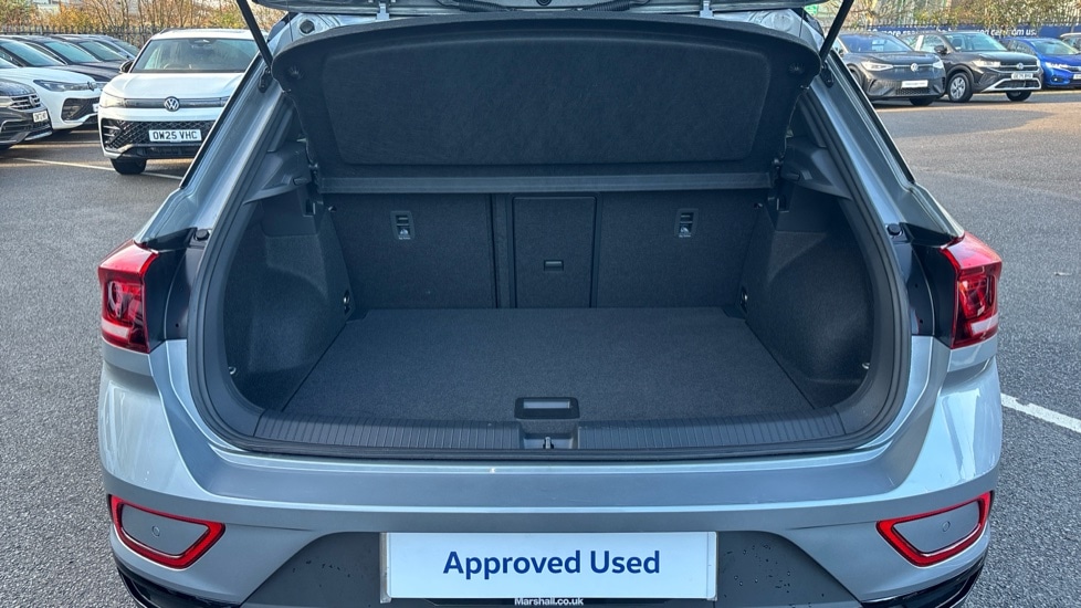 Used Volkswagen T-Roc 2025 for sale - 77036009: Photo 16