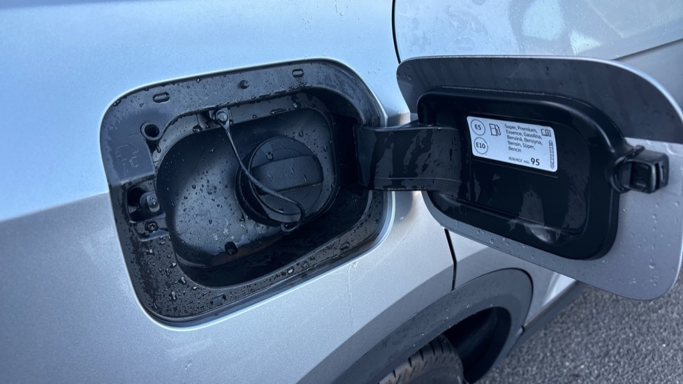 Used Volkswagen T-Roc 2025 for sale - 77036009: Photo 29