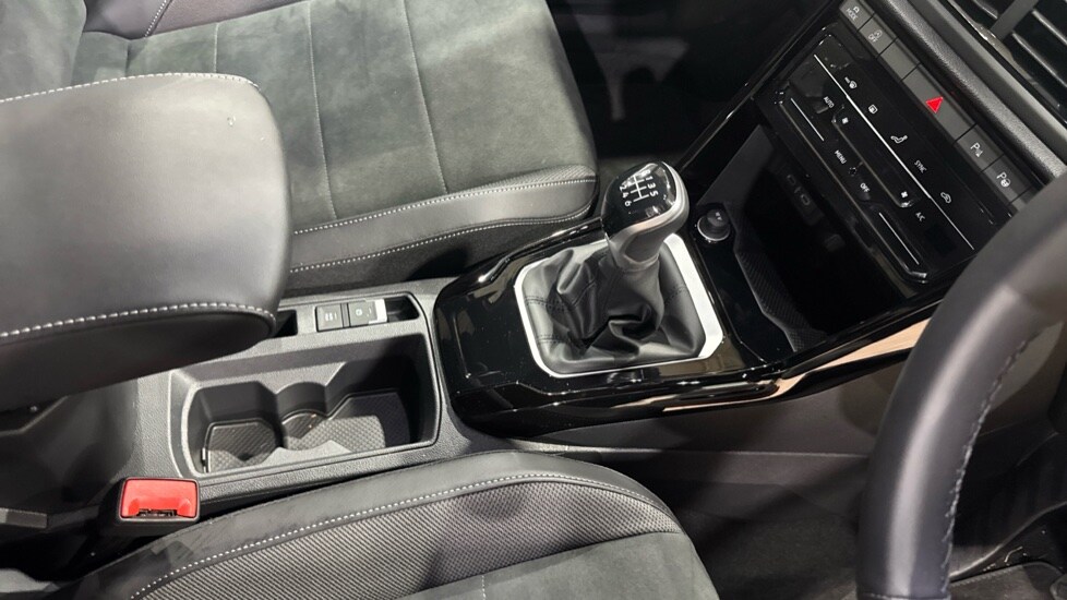 Used Volkswagen T-Roc 2025 for sale - 77050937: Photo 34