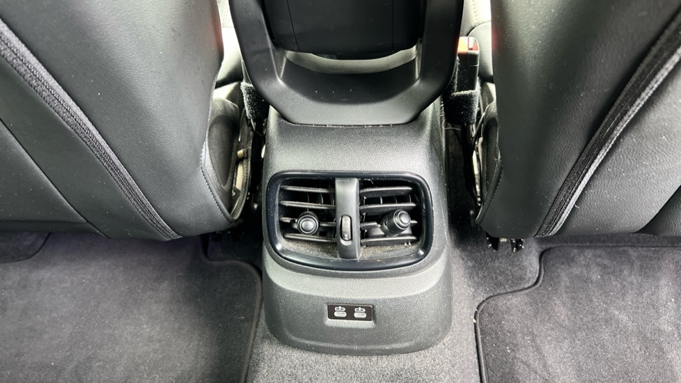 Vehicle 33