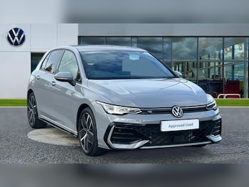 Used Volkswagen Golf 2025 for sale - 76302247: Photo