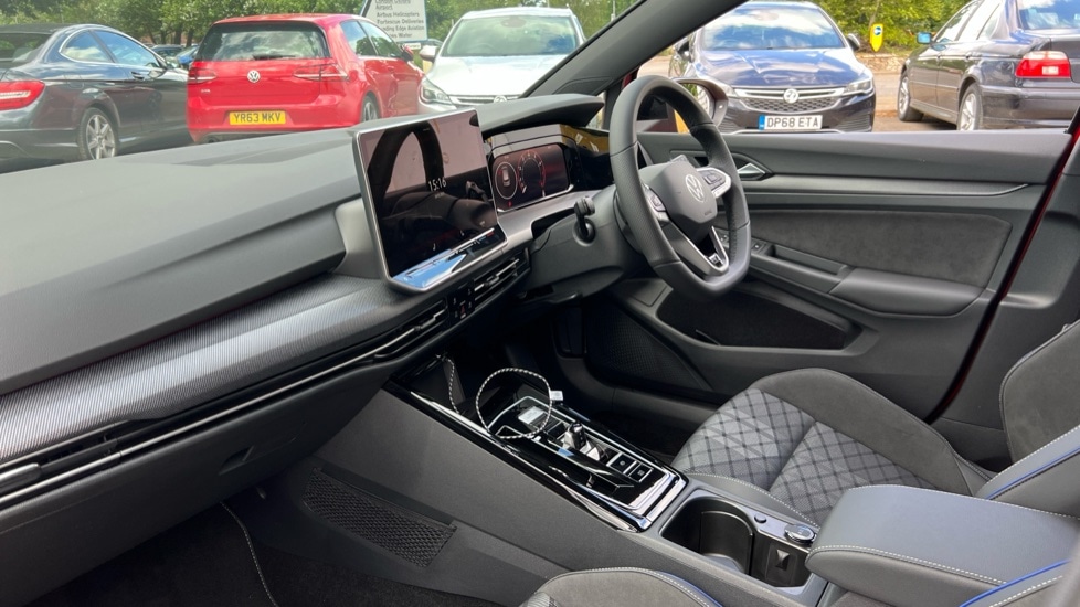 Used Volkswagen Golf 2025 for sale - 77057898: Photo 2