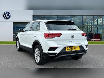 Used Volkswagen T-Roc 2020 for sale - 75395543: Photo