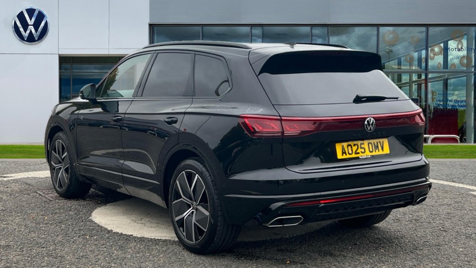 Used Volkswagen Touareg 2025 for sale - 76928037: Photo 3