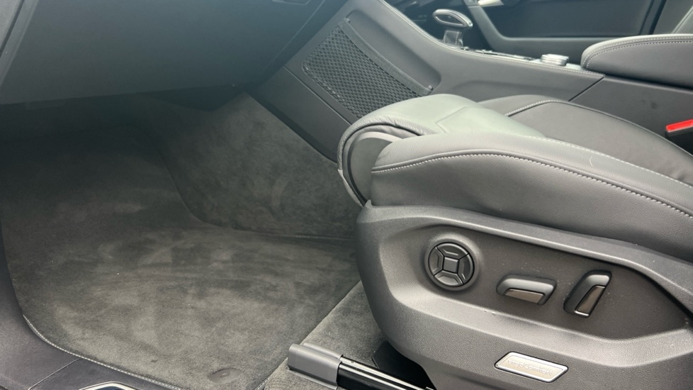 Used Volkswagen Touareg 2025 for sale - 76928037: Photo 38