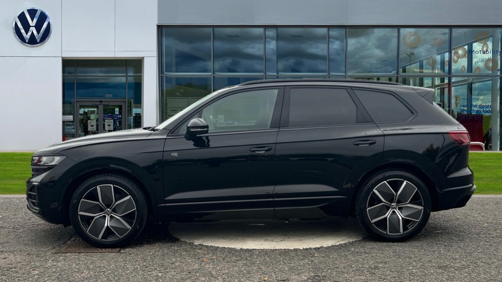 Used Volkswagen Touareg 2025 for sale - 76928037: Photo 9