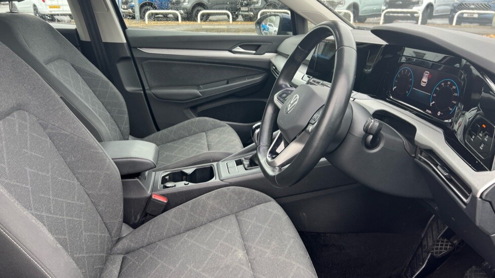 Used Volkswagen Golf 2023 for sale - 76523515: Photo 26
