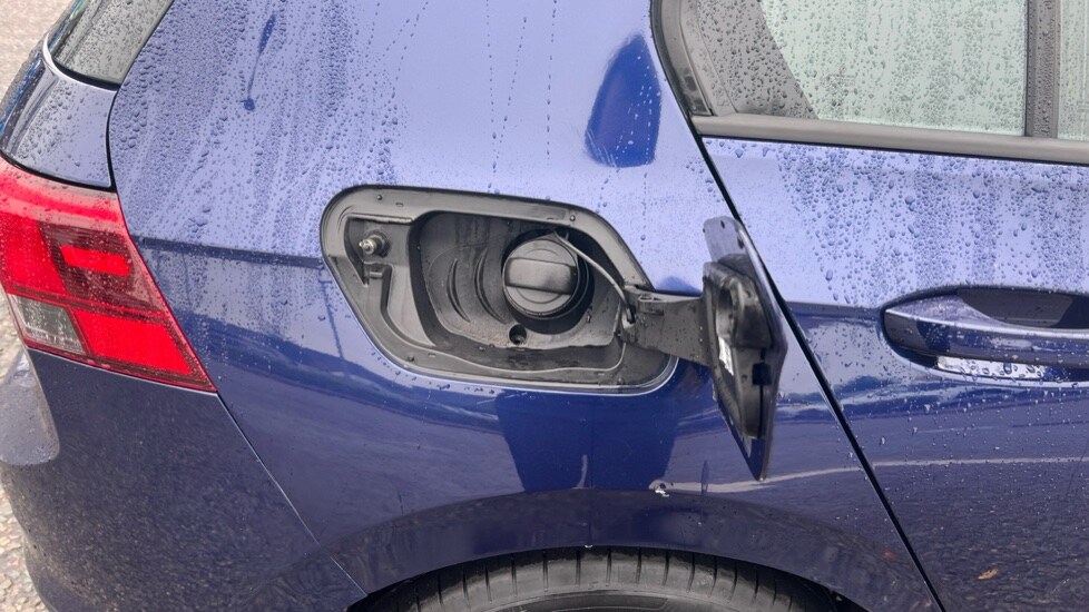 Used Volkswagen Golf 2023 for sale - 76523515: Photo 29