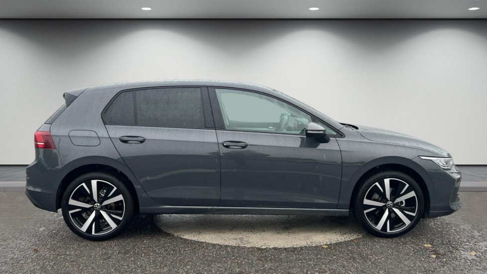 Used Volkswagen Golf 2025 for sale - 76474876: Photo 2