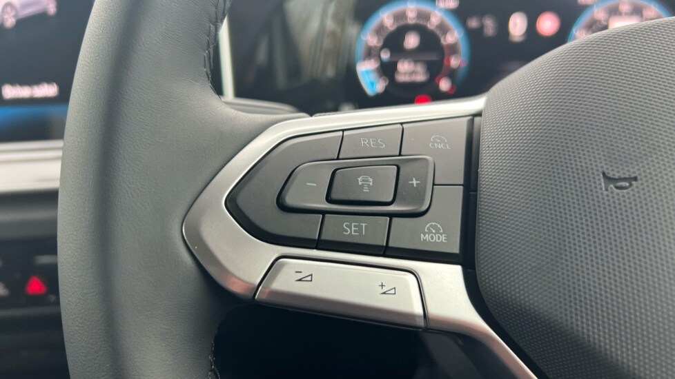 Used Volkswagen Golf 2025 for sale - 76474876: Photo 23