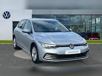 Used Volkswagen Golf 2024 for sale - 76311819: Photo