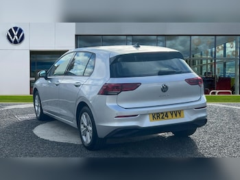 Used Volkswagen Golf 2024 for sale - 76311819: Photo