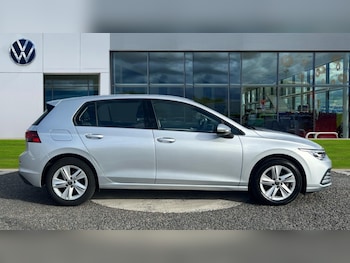 Used Volkswagen Golf 2024 for sale - 76311819: Photo