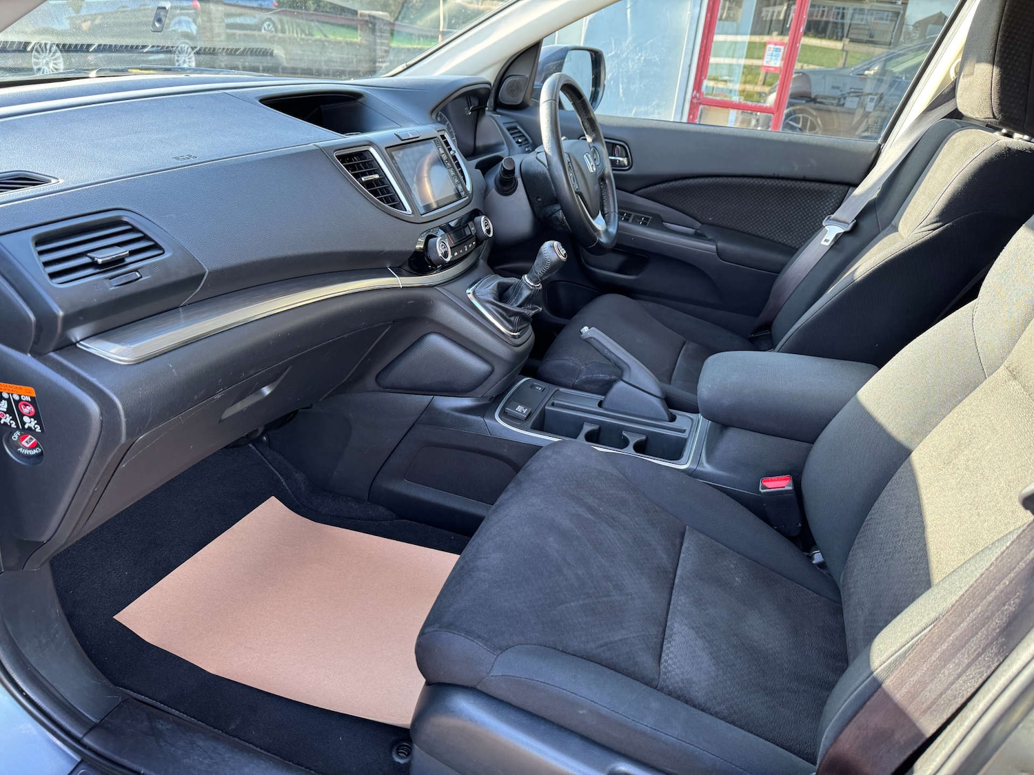 Used Honda CR-V 2017 for sale - 76949872: Photo 32