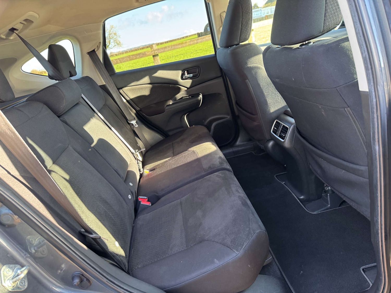 Used Honda CR-V 2017 for sale - 76949872: Photo 40