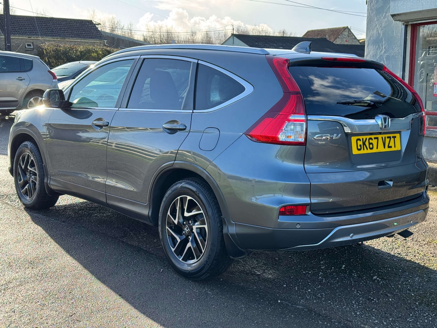 Used Honda CR-V 2017 for sale - 76949872: Photo 6