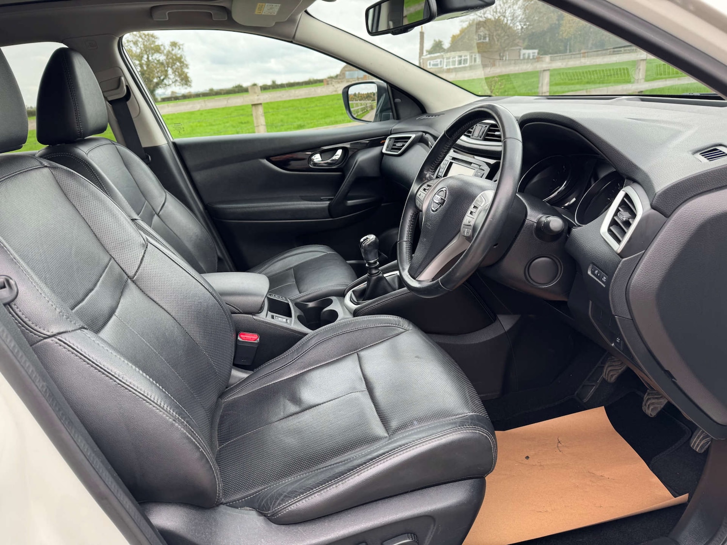 Used Nissan Qashqai 2015 for sale - 76601883: Photo 11