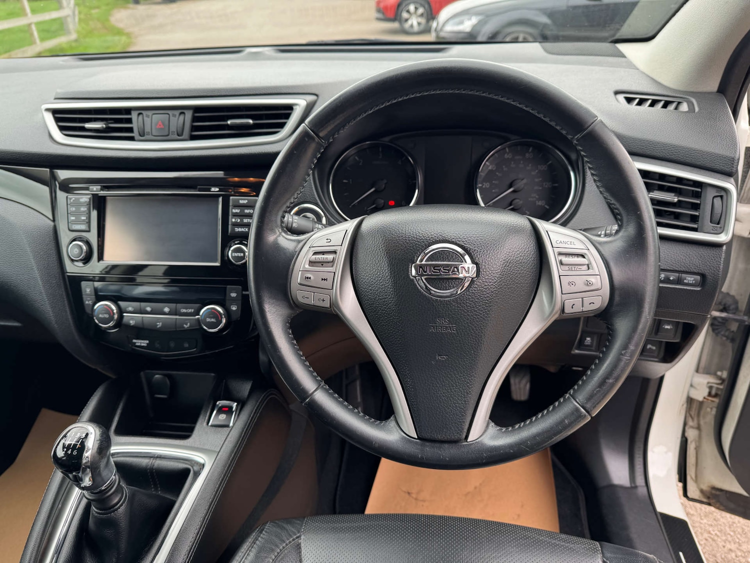 Used Nissan Qashqai 2015 for sale - 76601883: Photo 16