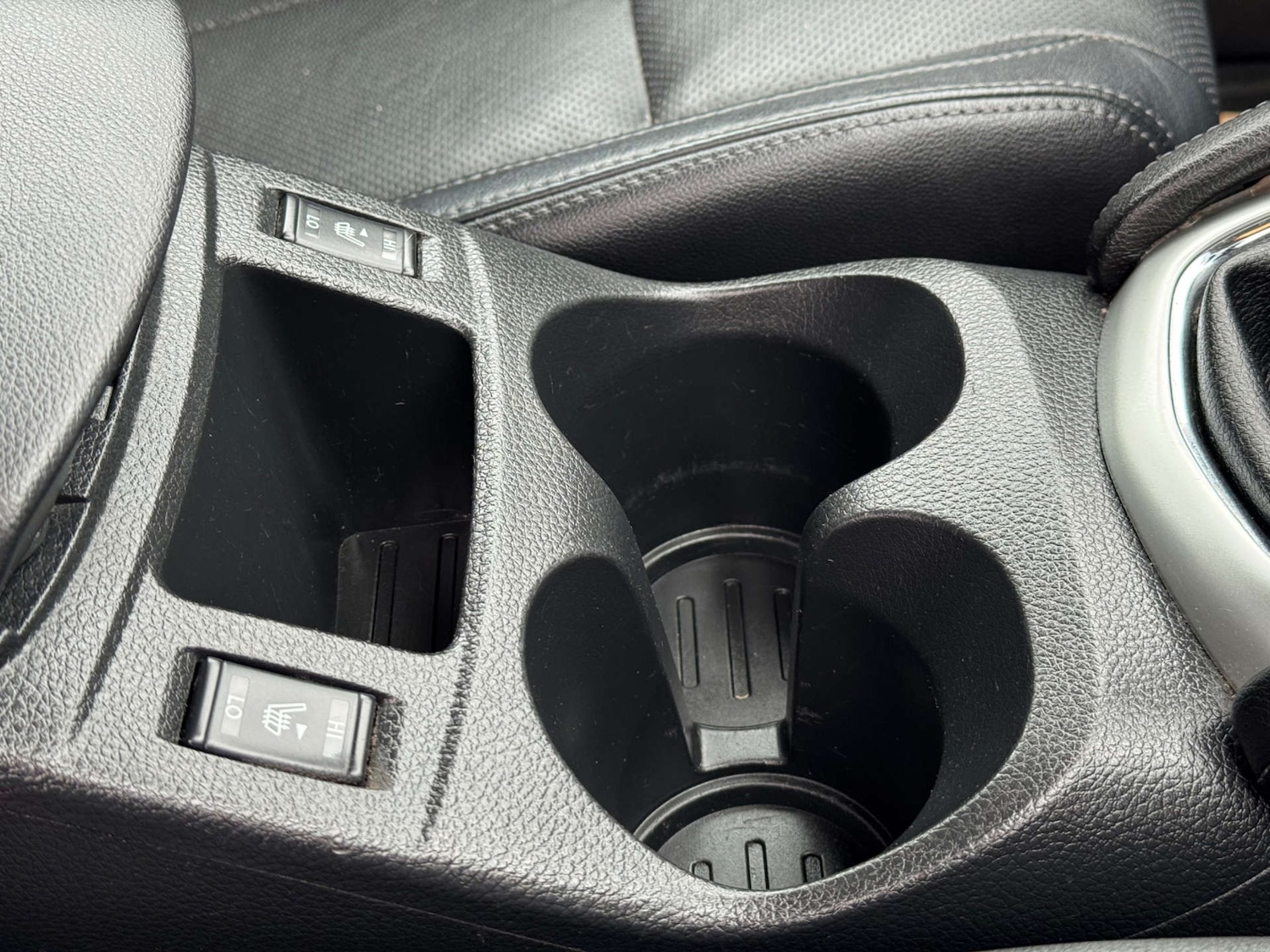 Used Nissan Qashqai 2015 for sale - 76601883: Photo 24