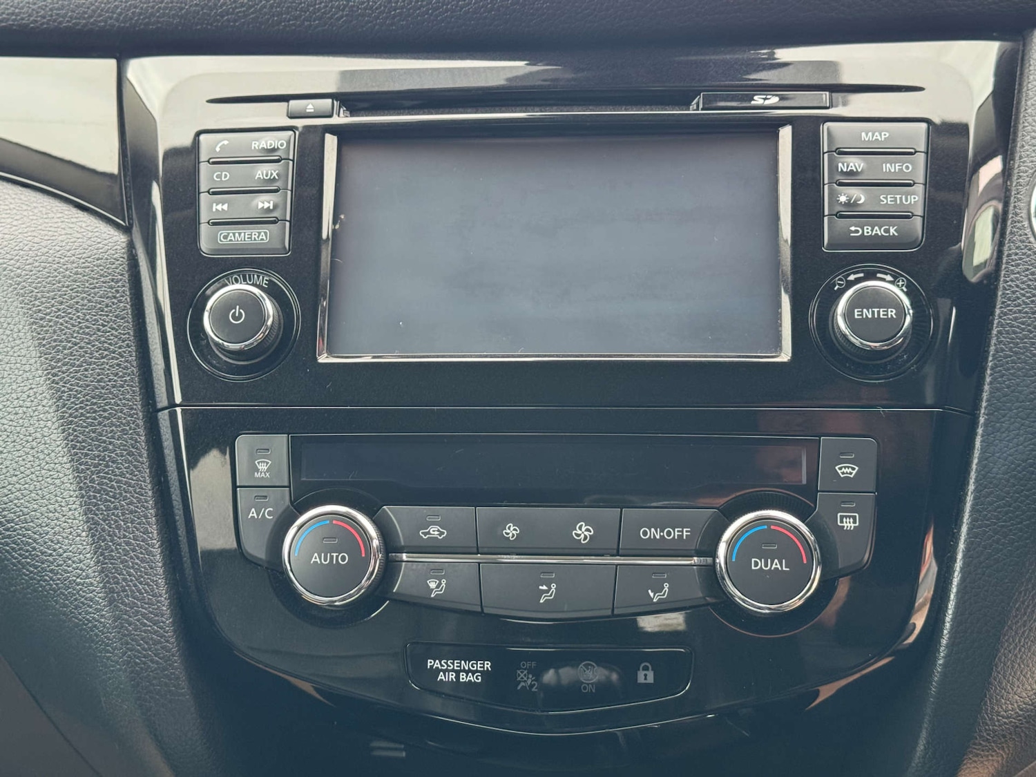 Used Nissan Qashqai 2015 for sale - 76601883: Photo 25