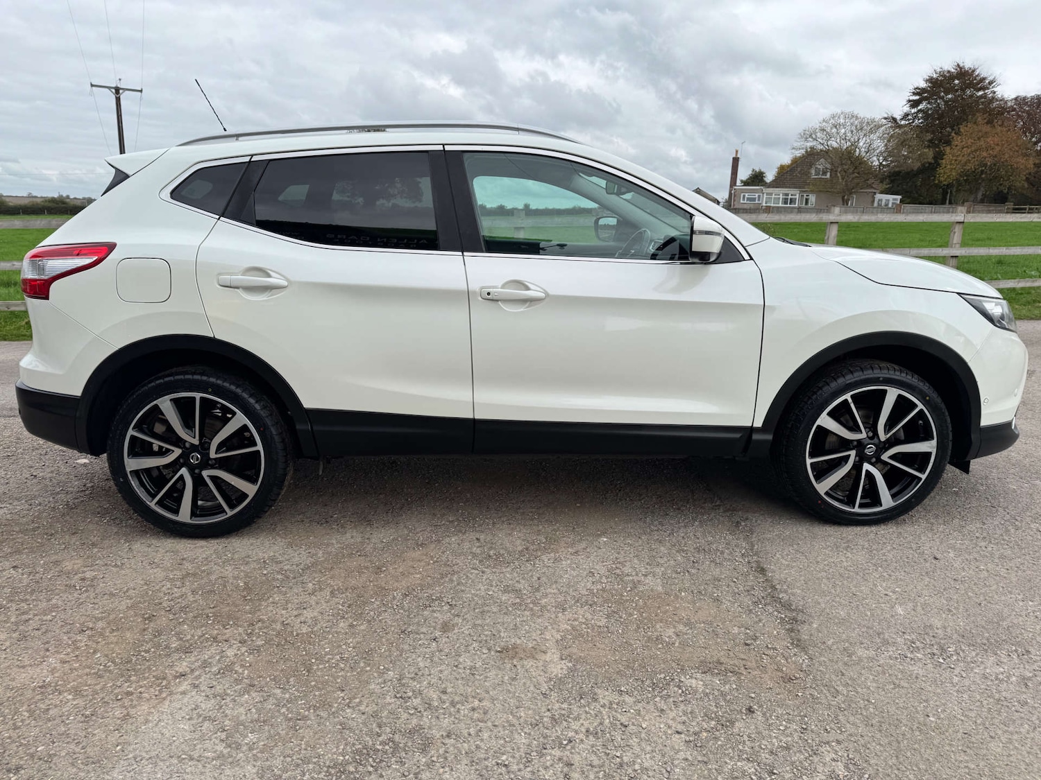 Used Nissan Qashqai 2015 for sale - 76601883: Photo 5