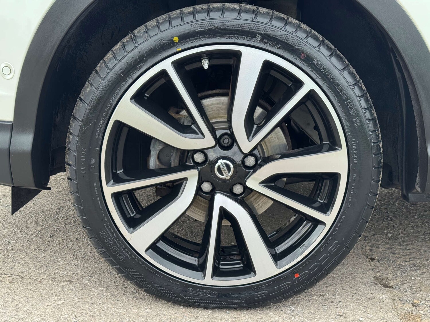 Used Nissan Qashqai 2015 for sale - 76601883: Photo 50