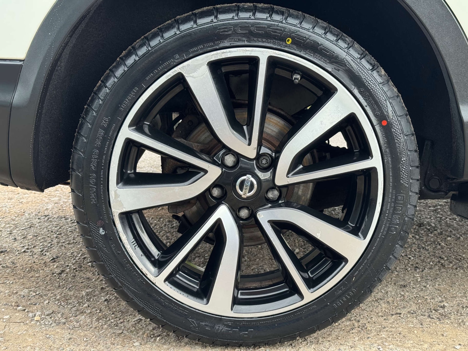 Used Nissan Qashqai 2015 for sale - 76601883: Photo 52