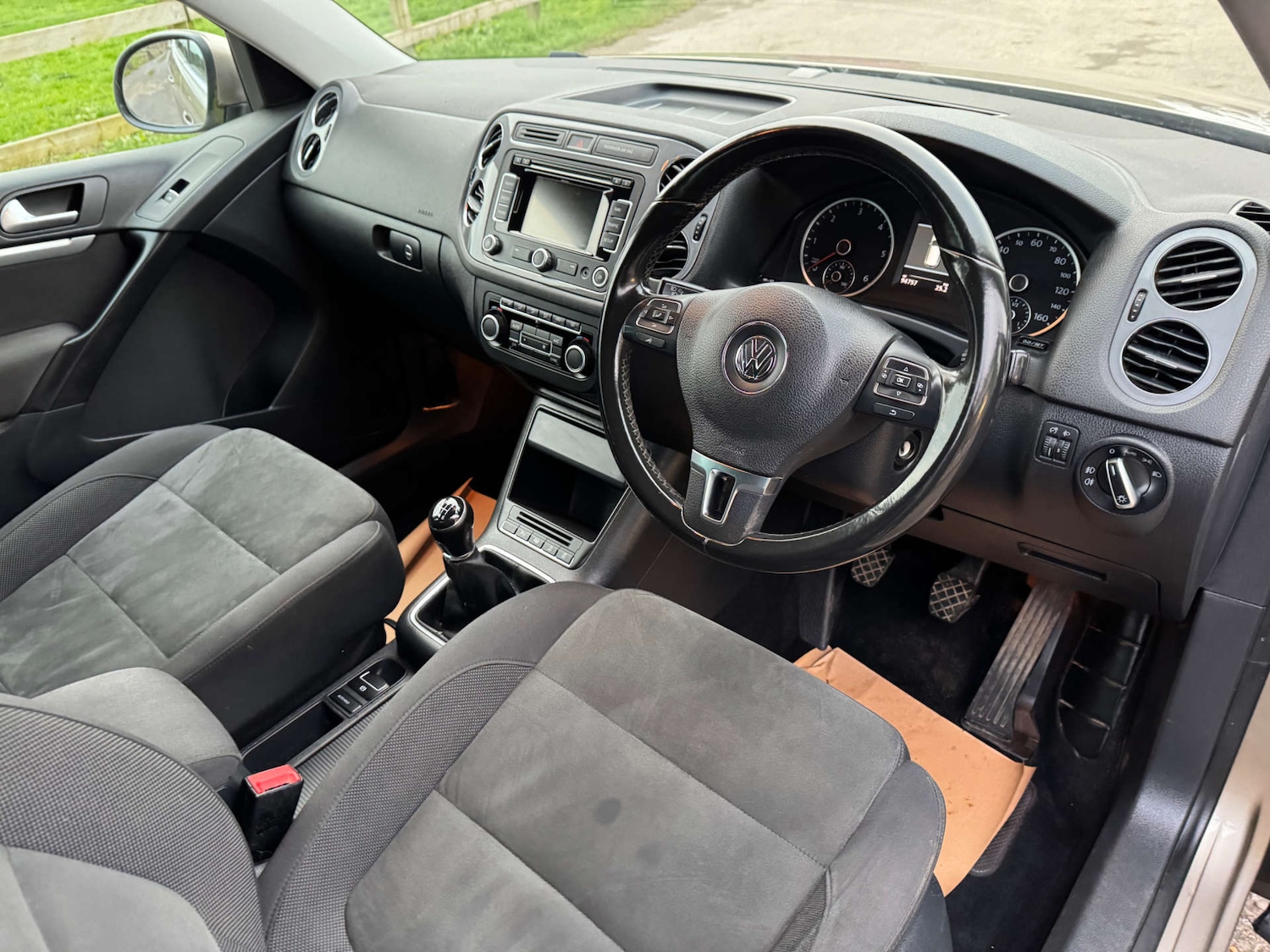 Used Volkswagen Tiguan 2014 for sale - 77610597: Photo 13