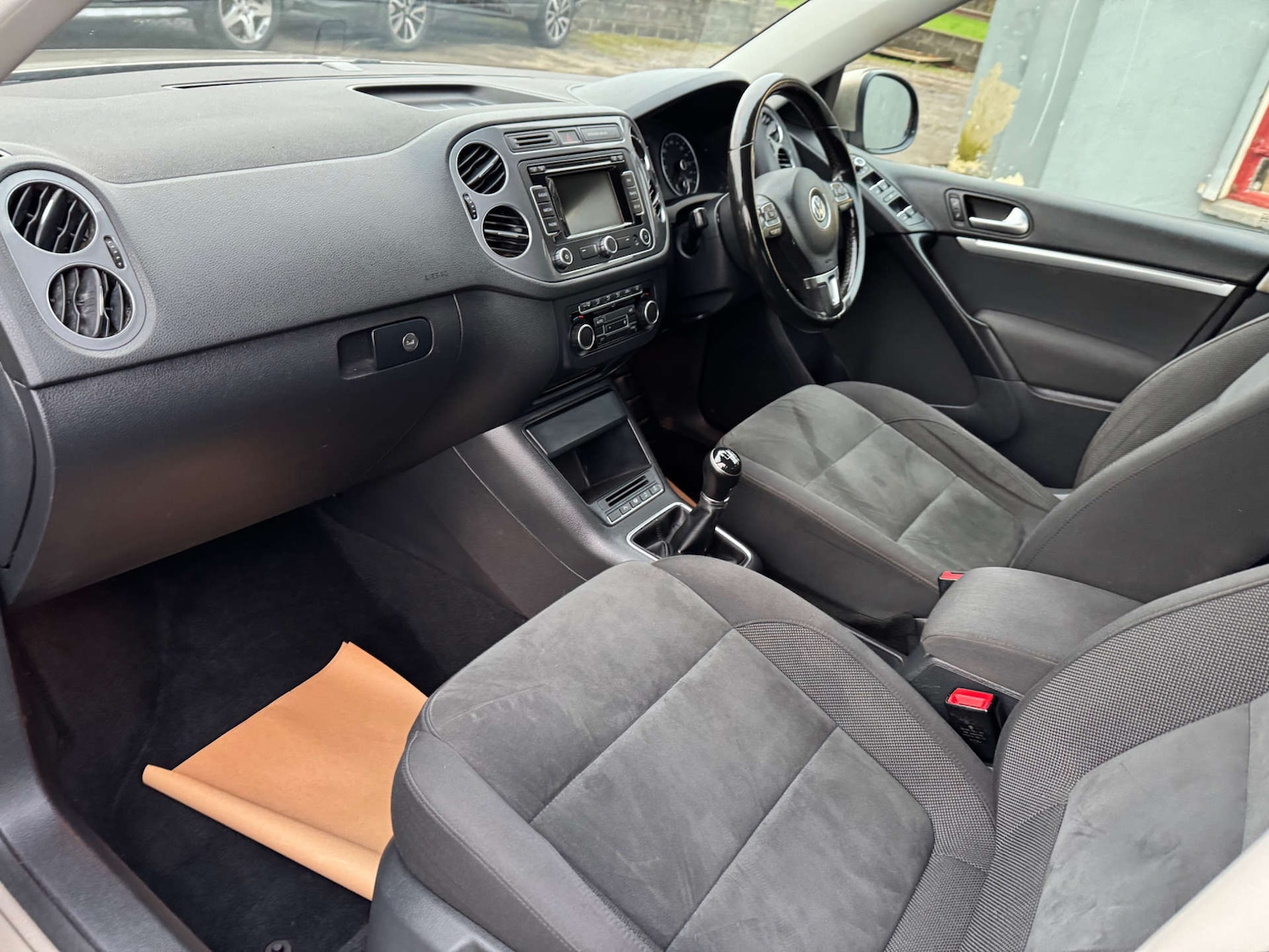 Used Volkswagen Tiguan 2014 for sale - 77610597: Photo 25