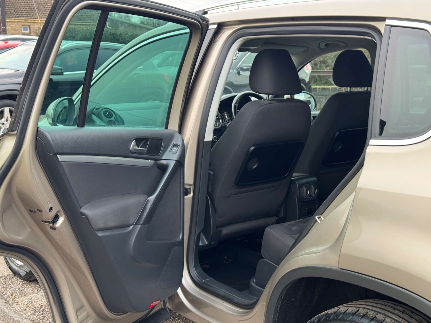 Used Volkswagen Tiguan 2014 for sale - 77610597: Photo 37