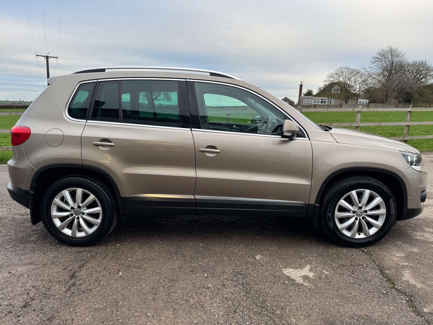 Used Volkswagen Tiguan 2014 for sale - 77610597: Photo 5