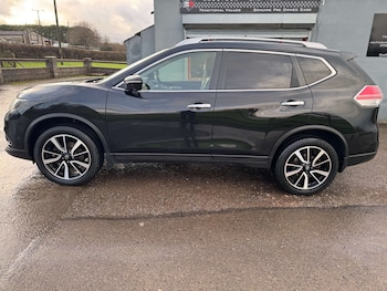 Used Nissan X-Trail 2016 for sale - 77449548: Photo