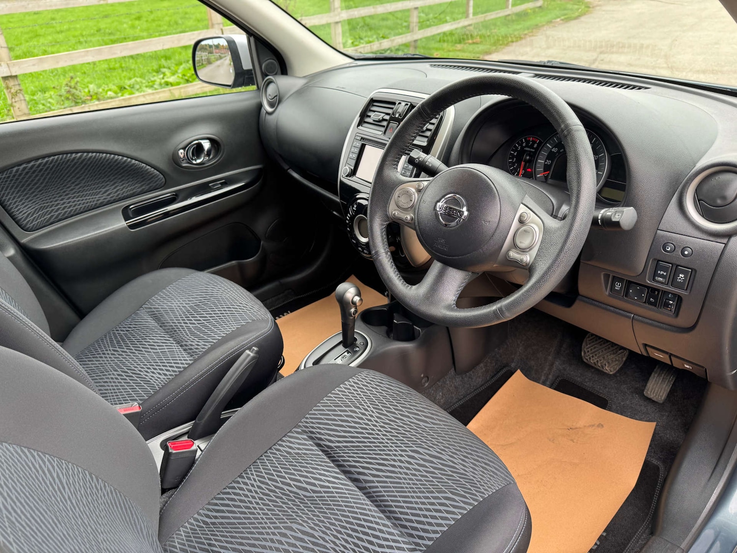 Used Nissan Micra 2017 for sale - 76601654: Photo 13