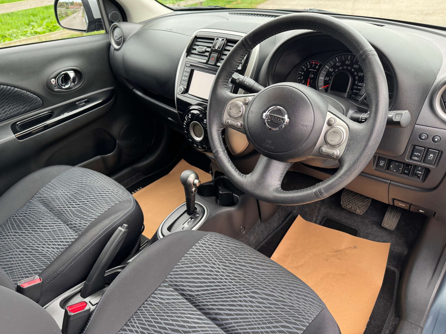 Used Nissan Micra 2017 for sale - 76601654: Photo 14