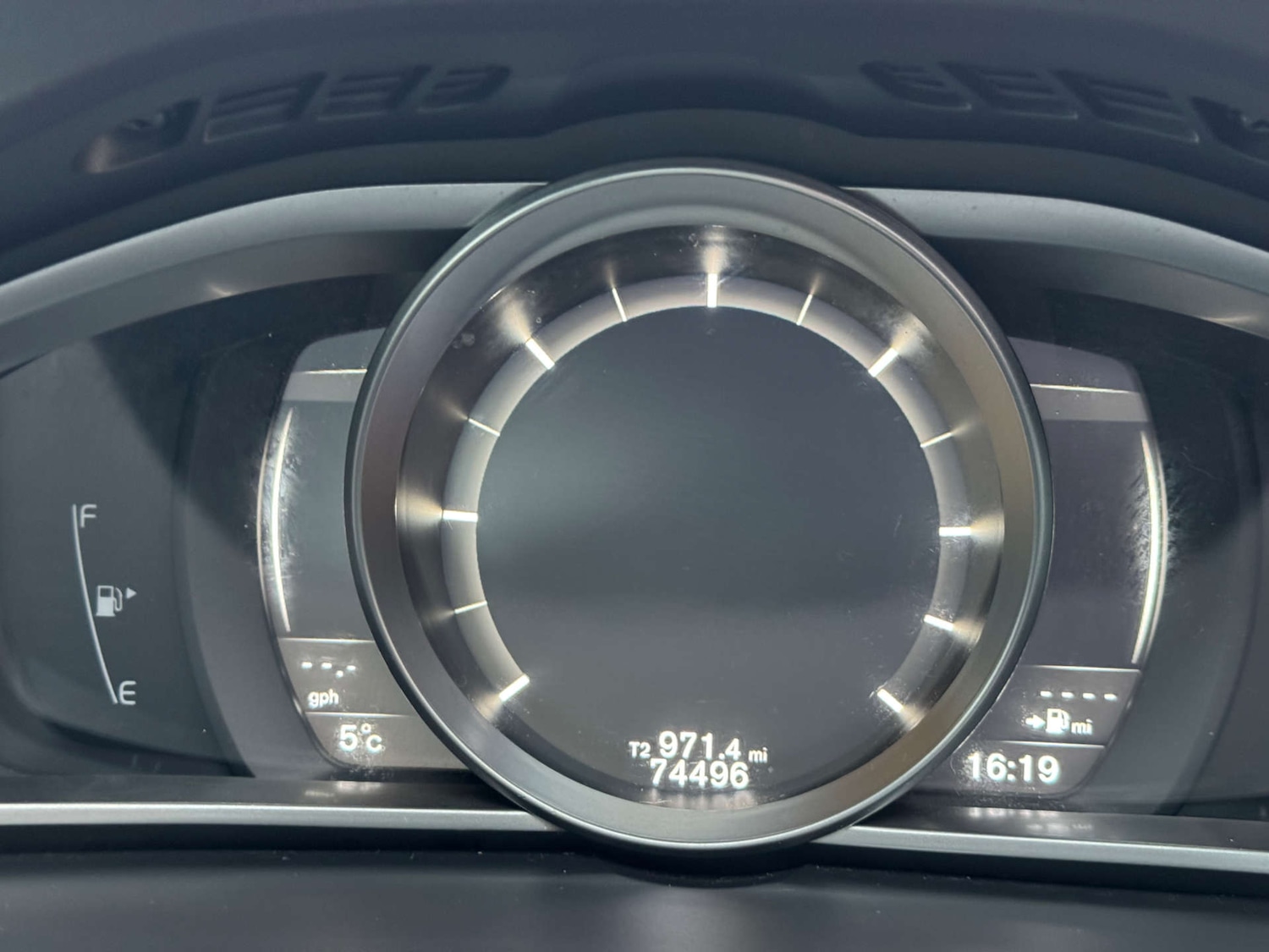 Used Volvo V40 2019 for sale - 77569659: Photo 16