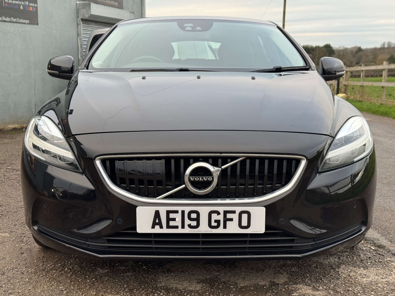 Used Volvo V40 2019 for sale - 77569659: Photo 2