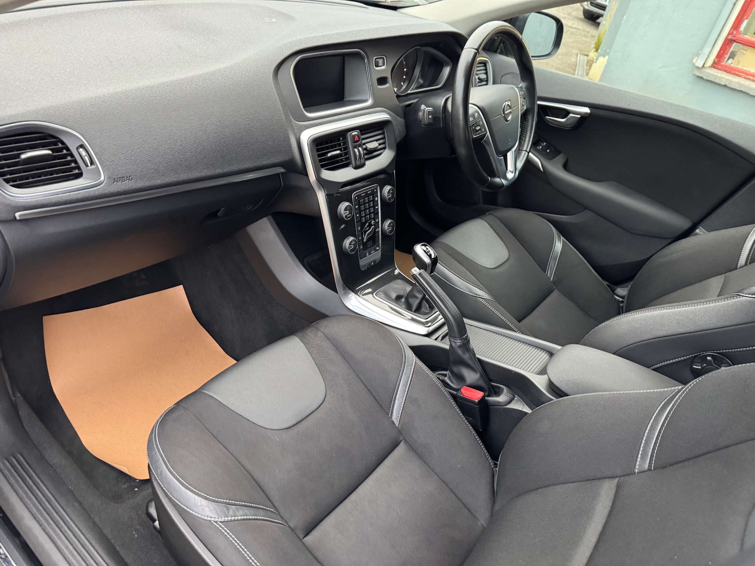Used Volvo V40 2019 for sale - 77569659: Photo 26
