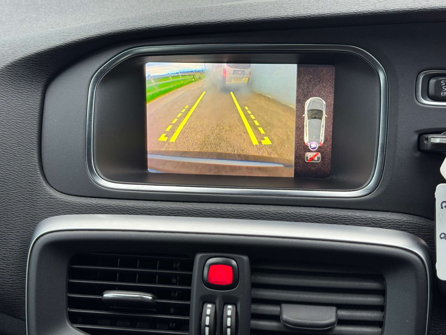 Used Volvo V40 2019 for sale - 77569659: Photo 31