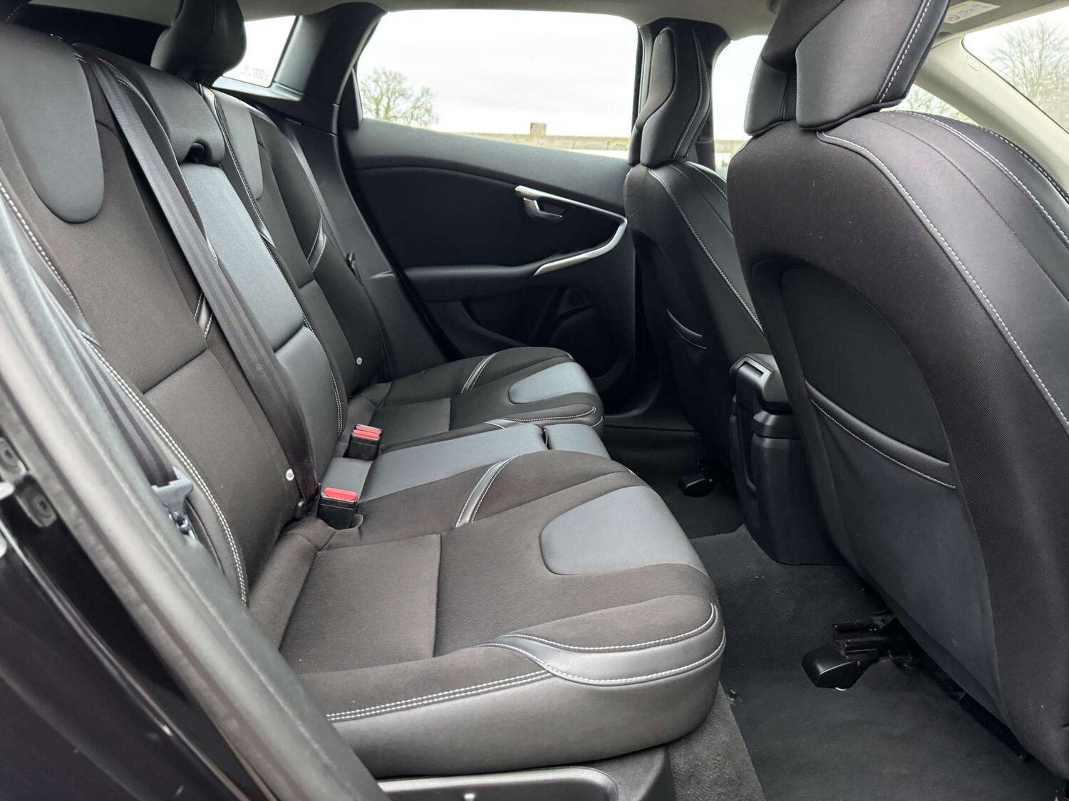 Used Volvo V40 2019 for sale - 77569659: Photo 38