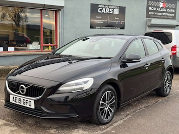 Used Volvo V40 2019 for sale - 77569659: Photo