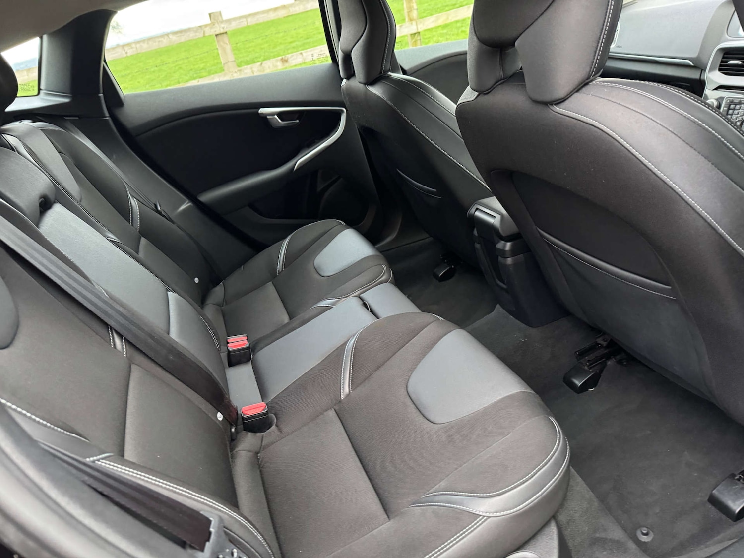 Used Volvo V40 2019 for sale - 77569659: Photo 40