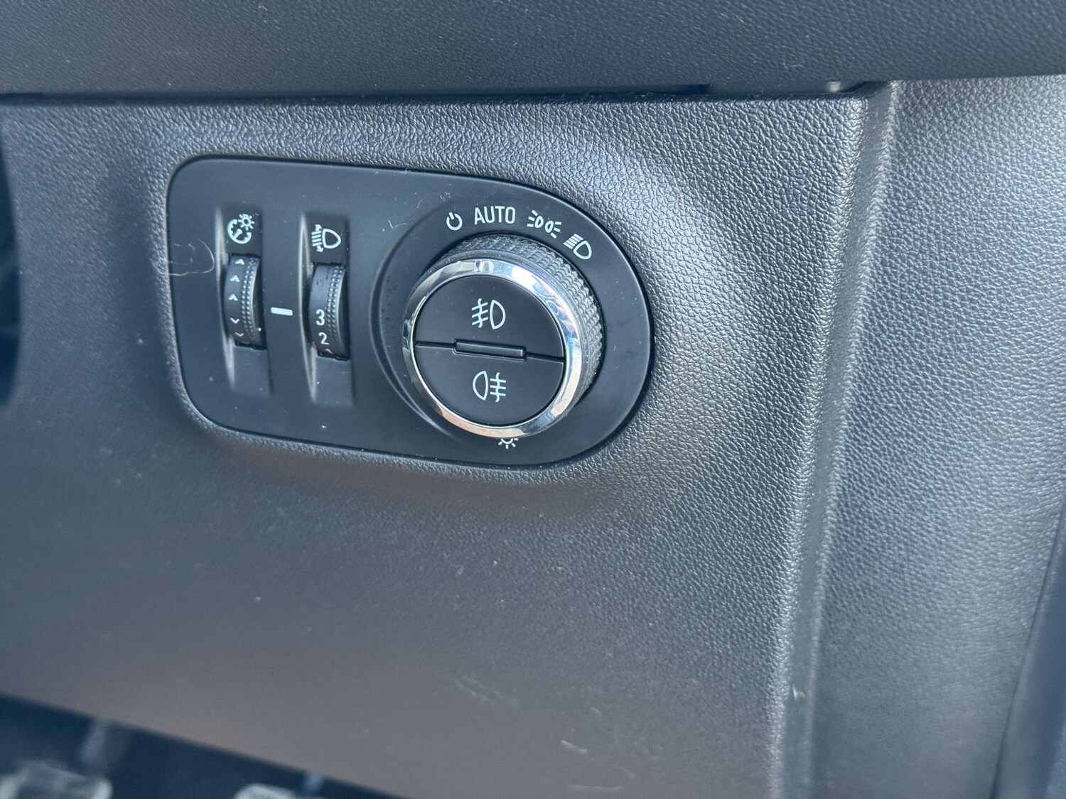 Used Vauxhall Corsa 2017 for sale - 76829890: Photo 20