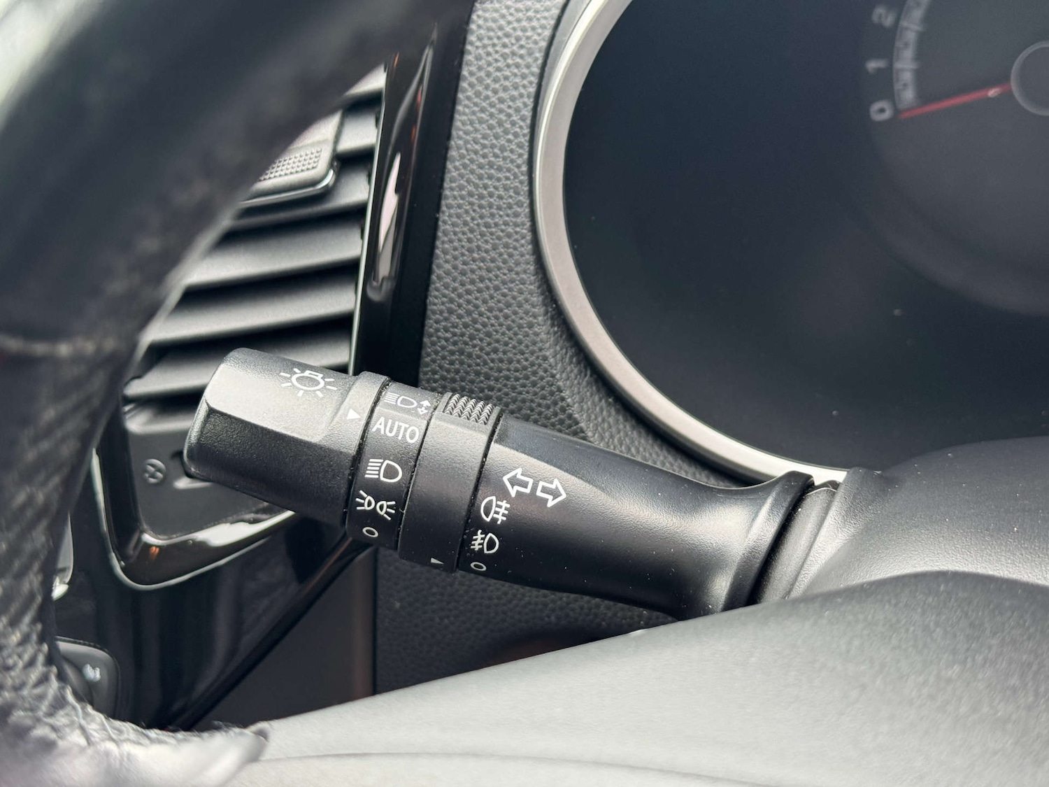 Used Kia Venga 2016 for sale - 78098904: Photo 17