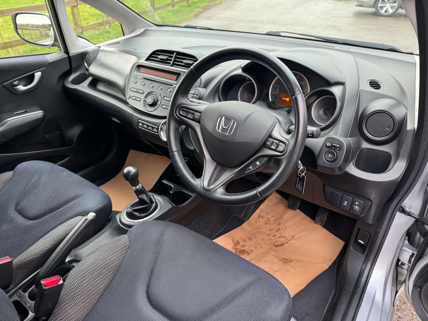 Used Honda Jazz 2014 for sale - 77258070: Photo 13