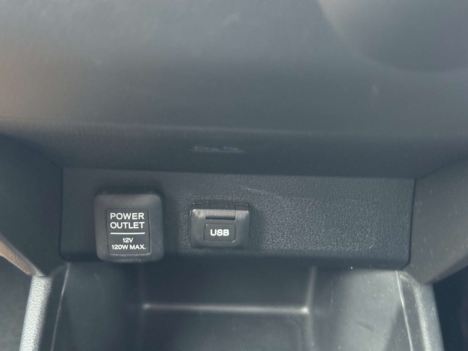 Used Honda Jazz 2014 for sale - 77258070: Photo 25