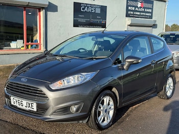 Used Ford Fiesta 2016 for sale - 77220987: Photo